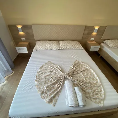 Best Summer Apart-hotel *