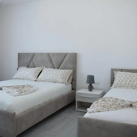 Best Summer 格勒姆