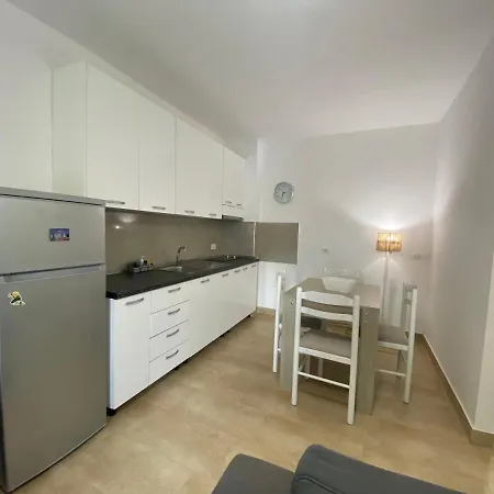 Best Summer 格勒姆