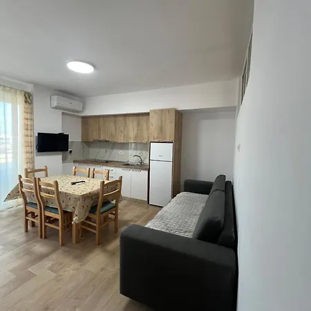 Best Summer Golem (Tirana)