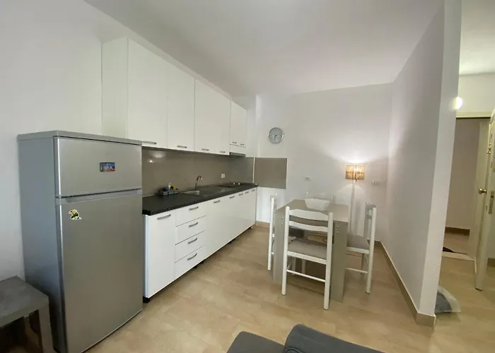 Best Summer Golem (Tirana)