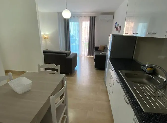 Best Summer Apartahotel *